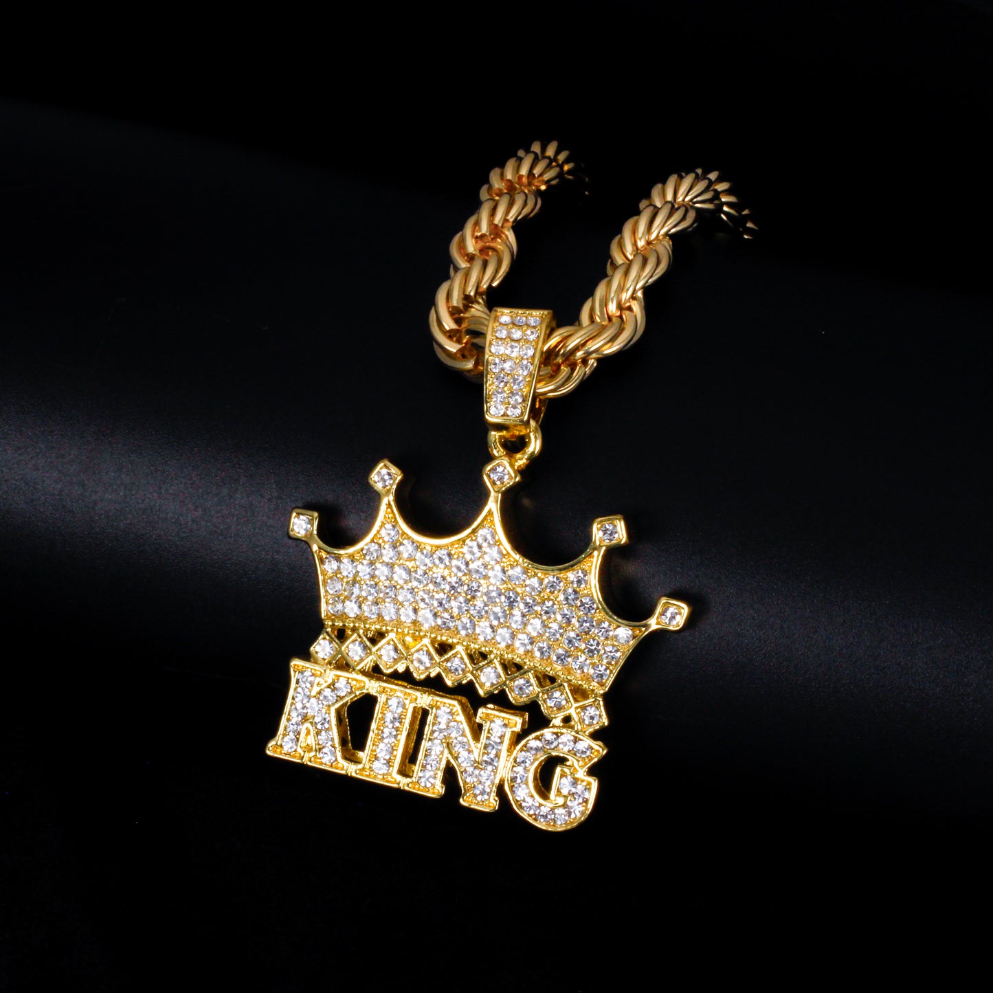 Iced Large King Pendant with 8mm Rope Chain 24" - HC-8032