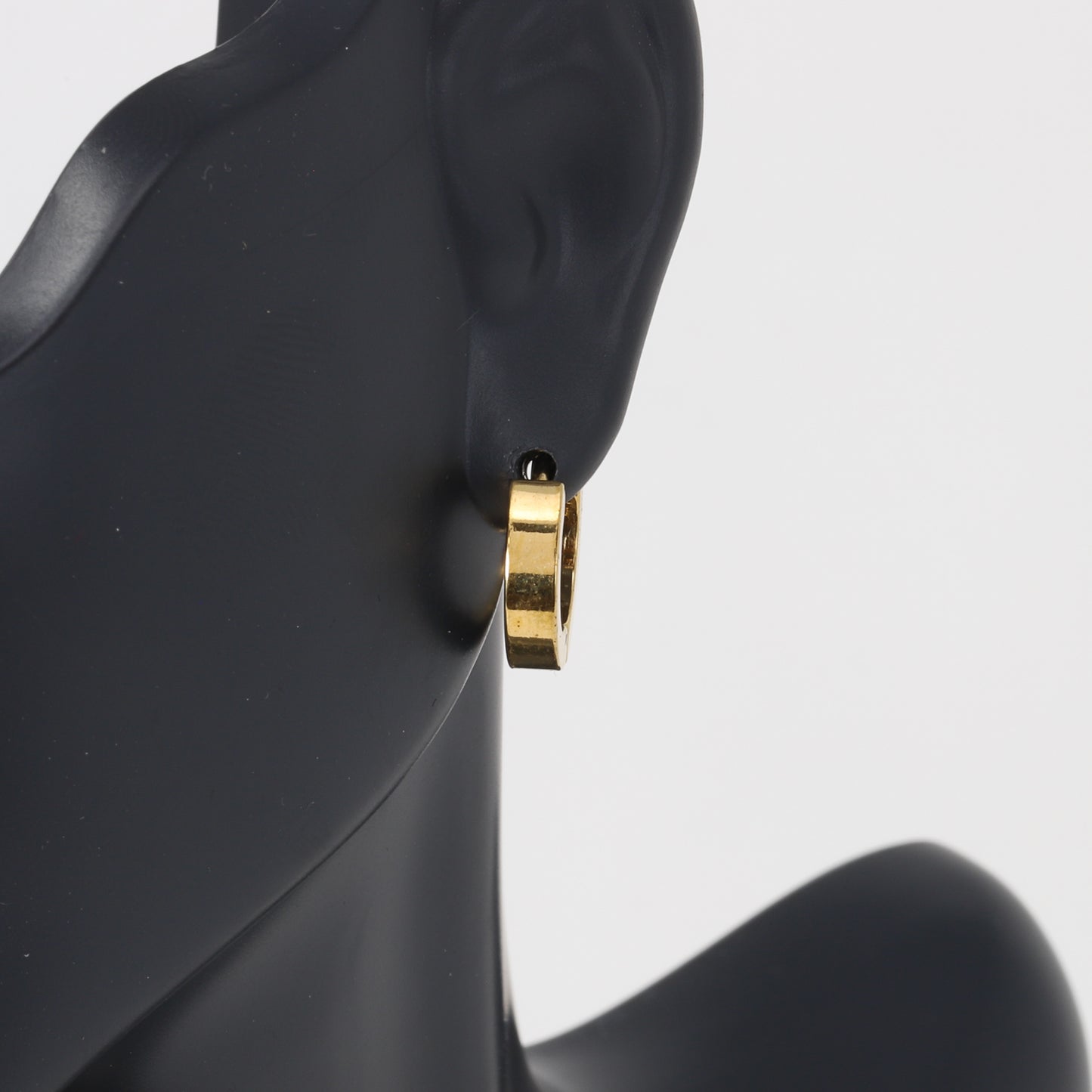 Jax Wide Hoop Earring - SE-03